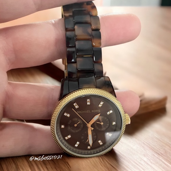 MICHAEL Michael Kors Multi-Function Water Resistant SS Watch MK-5280 - Picture 5 of 6